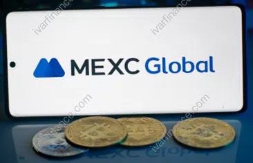 MEXC 거래소 이미지(휴대폰&코인)